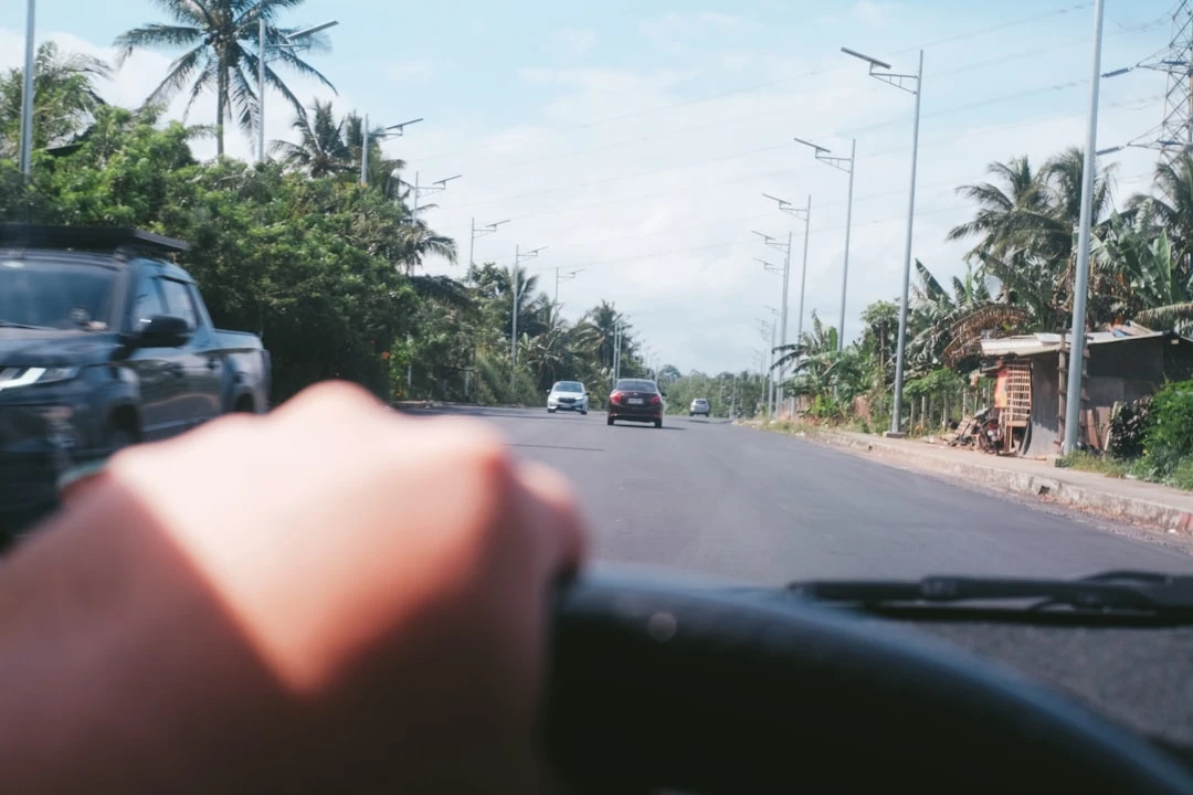 Bảng đồng hồ tốc độ trên xe ô tô hiển thị tốc độ hiện tại