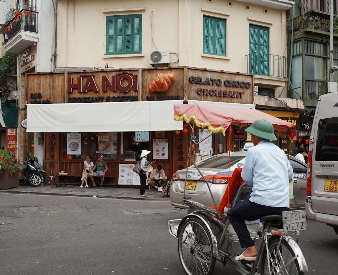 Công nghệ tự lái trong xe ô tô hiện đại