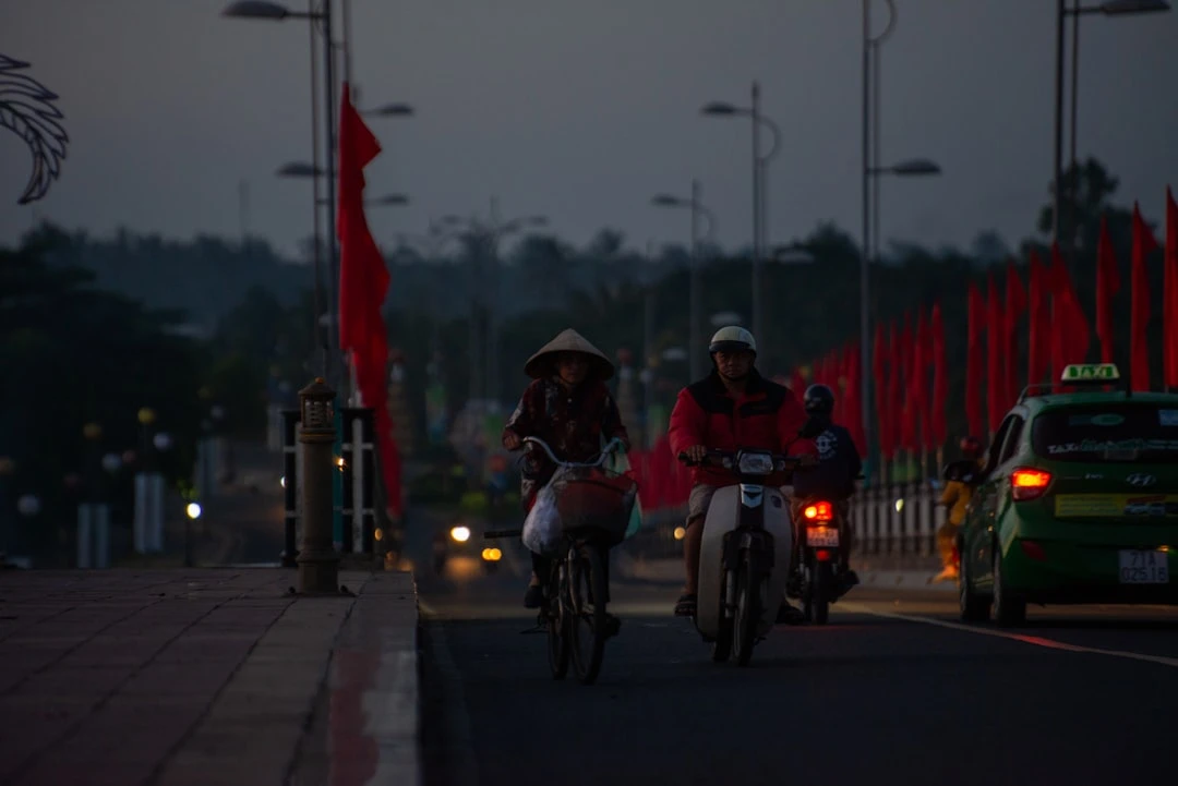 Thiết kế xe ô tô điện trẻ em NEL 918